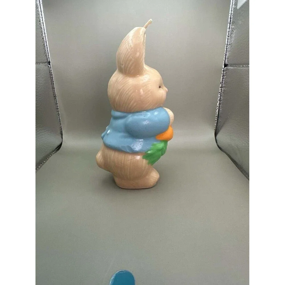 Vintage Avon Bunny Patch Easter Rabbit Candle with Carrot